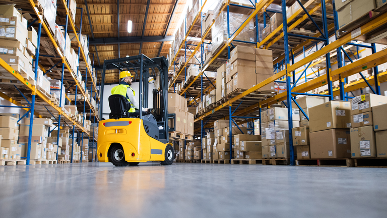 sourcetoday_3056_warehouse_897280394